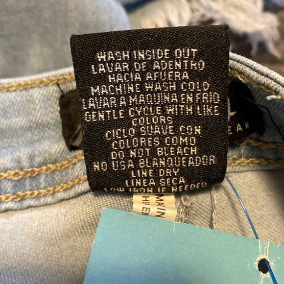 JC JQ Light Blue High Waist Stretchy Flared Bottom Denim Destroyed Jeans NEW - Picture 15 of 15